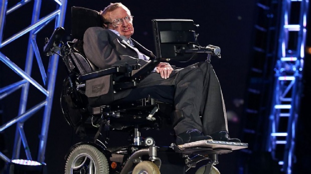 Stephen Hawking: “El desarrollo de una Inteligencia Artificial puede marcar el fin de la raza humana”