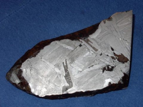 Los geólogos se centran en mineral extraterrestre en busca de pistas de los comienzos de la vida biológica en la Tierra