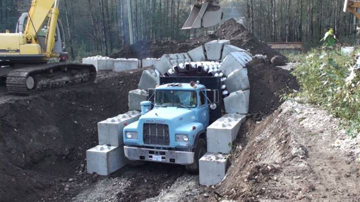 Camión de cremallera se puede construir un túnel en 24 horas