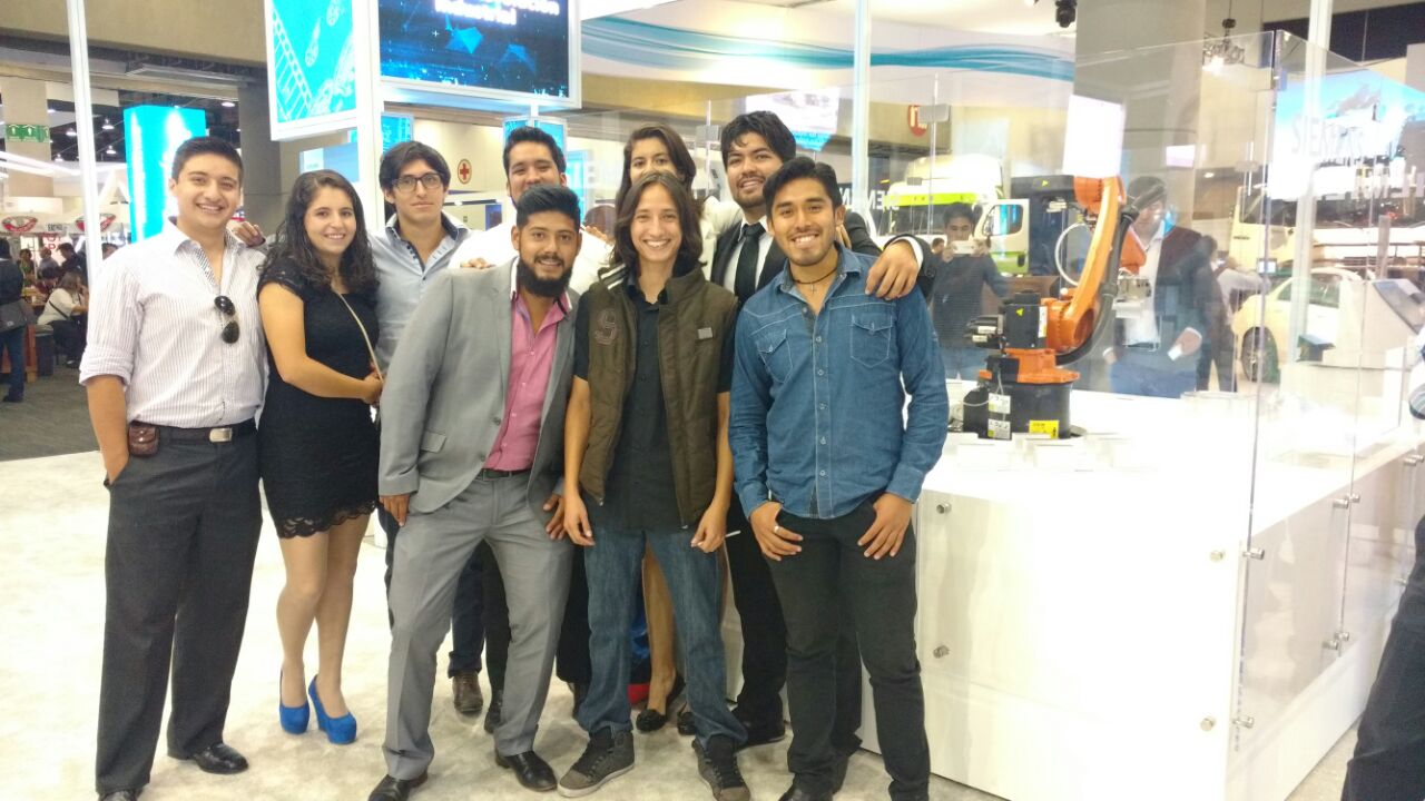 Alumnos del IPN acuden a Expo hecho en Alemania