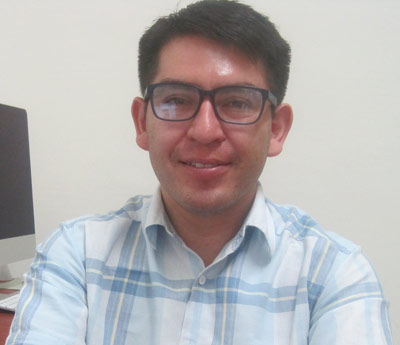 Dr. Néstor Mendoza.