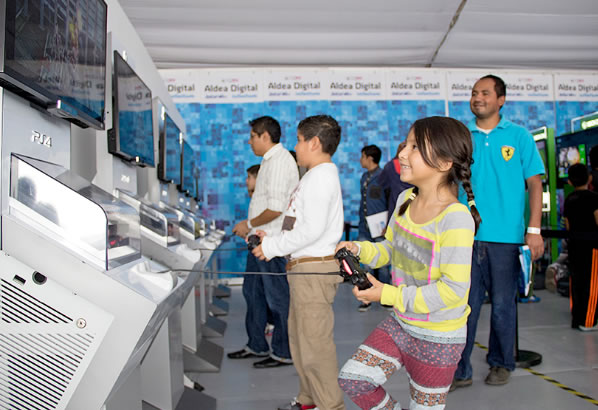 Tecnopia-Entretenimiento