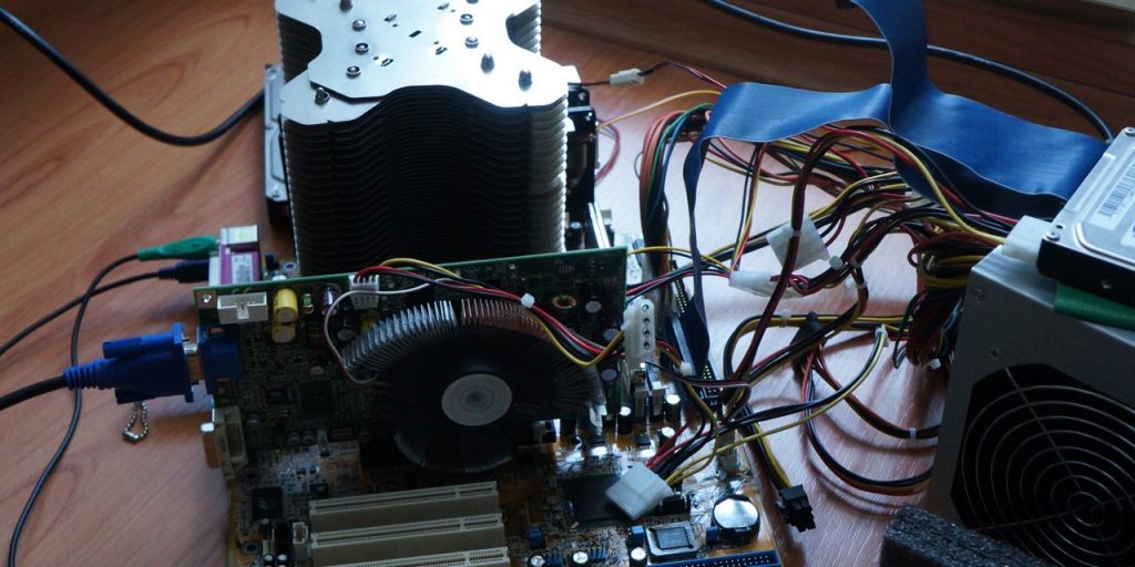 Obra y foto del modificador Max1024 de Bielorrusia.