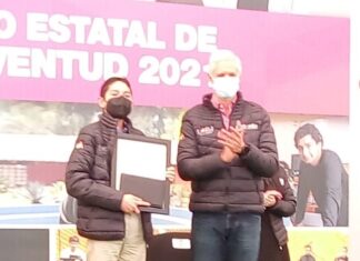 Niño genio de la FAU es galardonado con el Premio Estatal de la Juventud 2021 Estado de México.