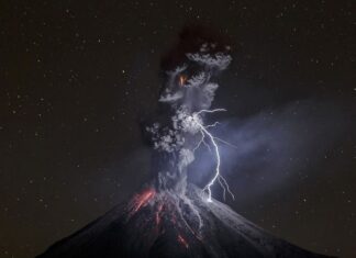 Determinación de campos magnéticos en los volcanes, y detección de la presencia de Muones en los mismos.