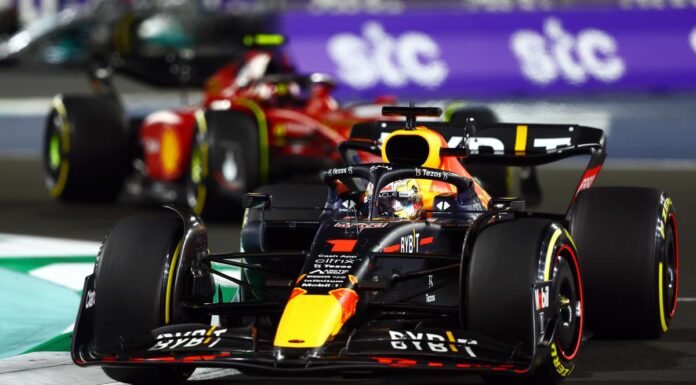 Verstappen, Pérez y Alonso triunfan en Barhein
