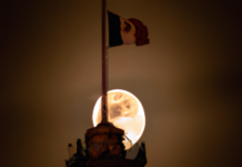Proyecto Colmena de la UNAM: La Misión Espacial Hacia la Luna.