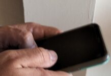 ¿La vida la dejamos en un celular?