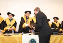 Doctor Gustavo Medina Tanco recibe el Premio Universal al Desarrollo Científico 2024.