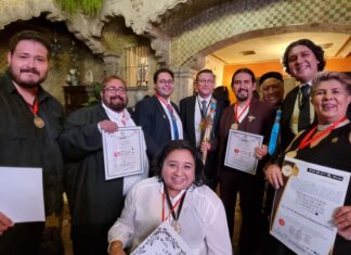 Dos extraordinarios reconocimientos.