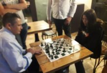 Cuento ajedrecístico “El General del Tablero: Estrategias en Guerra”.