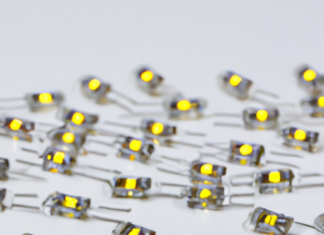 “El Origen Matemático y la Revolución Tecnológica del LED: De la Ciencia a las Aplicaciones del Siglo XXI”