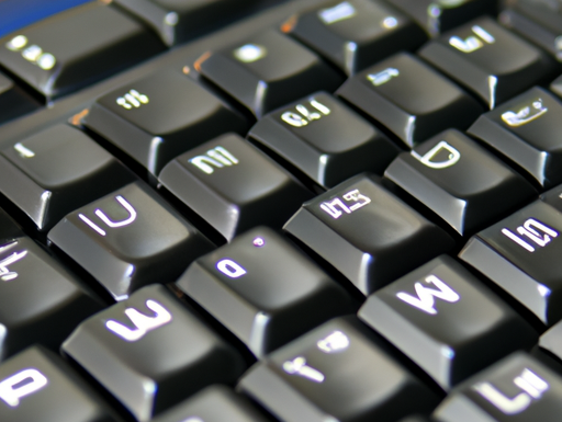 “Los Caracteres Especiales en el Teclado QWERTY: Origen, Evolución y su Conexión con el Código ASCII”.