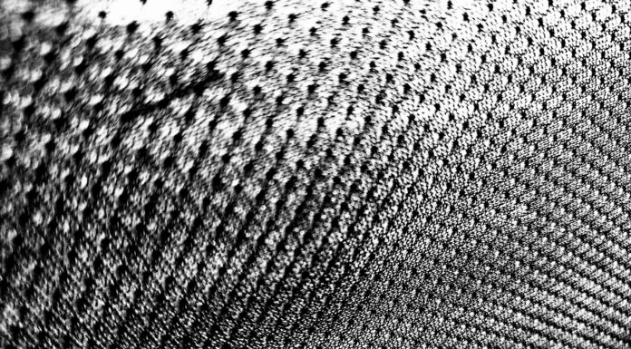 Hacia una Ontología Matemática del Universo: La Geometrización del Ser y la Epistemología de la Luz Invisible