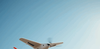 “Drones: El Vuelo del Poder Invisible”